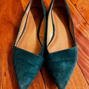 Crown Vintage, size 10 M teal flats